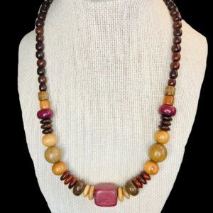 Wooden necklace Hand made from Costa Rica
